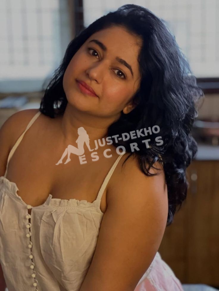 Tamil Girl is available in Nagpur. It has a complete, safe, and secure service VIP Prime.