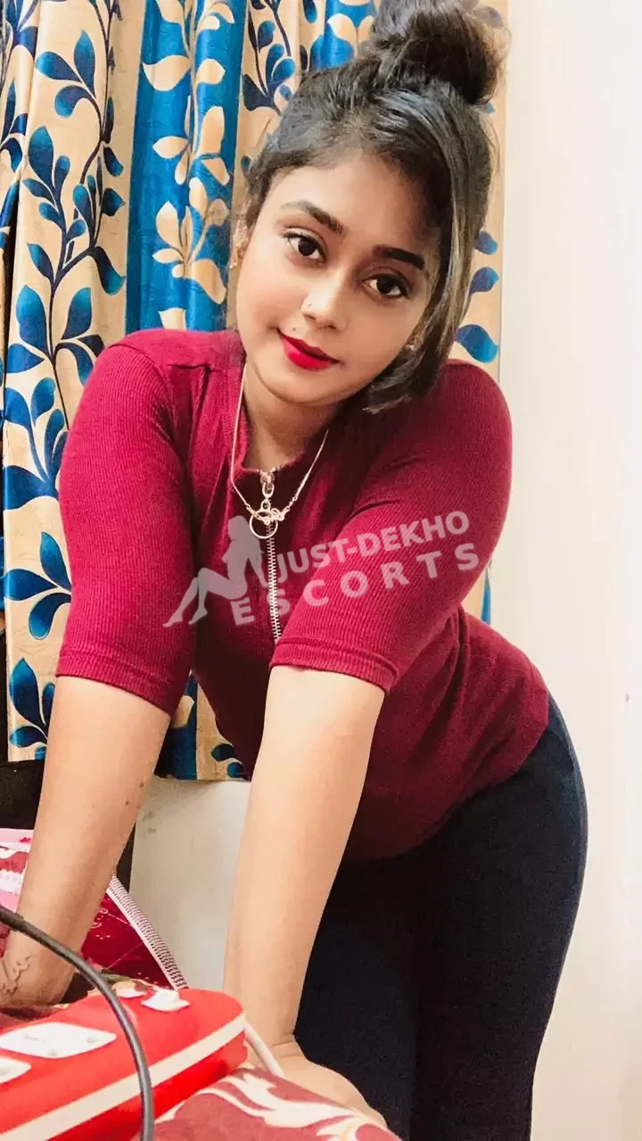 My name is Akshara from Bengaluru, and I am a call girl capable of dealing with men